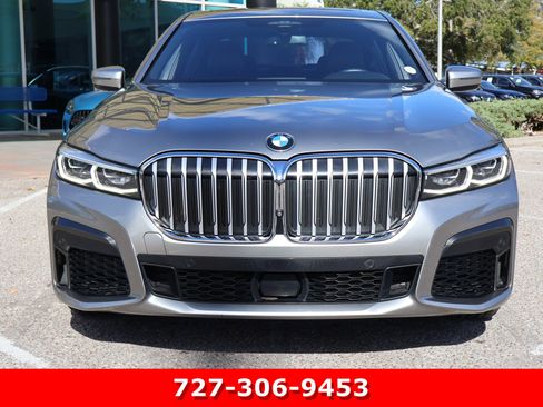 Used 2021 BMW 750i xDrive w/ Executive Package image 13
