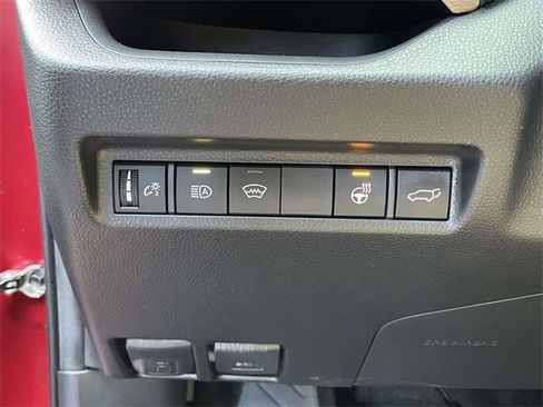 Used 2023 Toyota RAV4 XLE Premium image 22