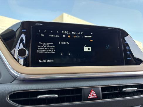 Used 2023 Hyundai Sonata Limited FWD image 21