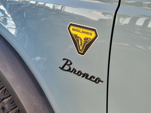 Used 2022 Ford Bronco Badlands AWD/4WD image 9