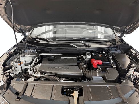 Used 2023 Nissan Rogue SV AWD/4WD image 23