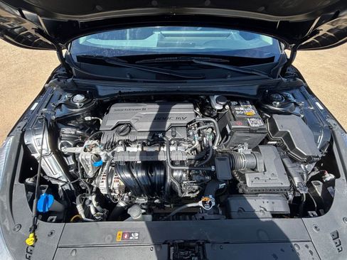 Used 2025 Kia K4 LXS image 31