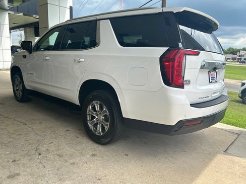 Used 2023 GMC Yukon SLE RWD image 5