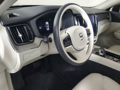 Certified 2024 Volvo XC60 B5 Plus image 26