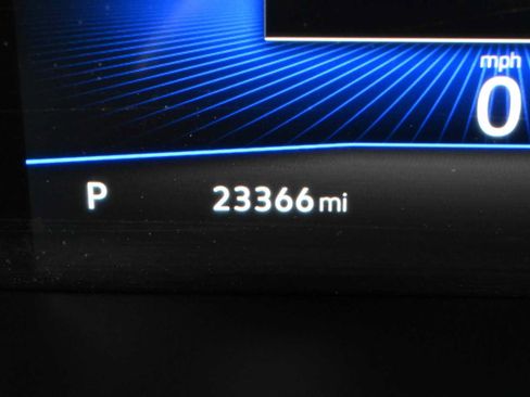Certified 2022 Volkswagen Taos SE FWD image 22