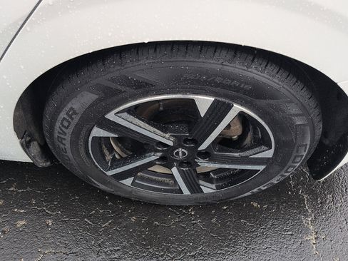 Used 2024 Nissan Sentra SV w/ All-Weather Package image 10