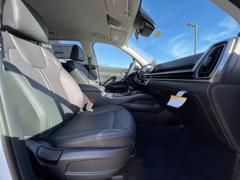 New 2026 Kia Sorento S image 31