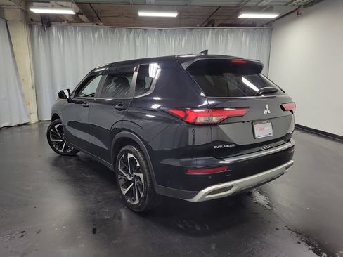 Used 2022 Mitsubishi Outlander SE AWD/4WD image 6