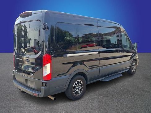 Used 2023 Ford Transit 350 XLT RWD image 4