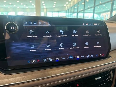 New 2026 Chevrolet Suburban High Country AWD/4WD image 25