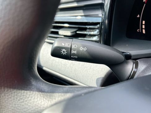 Used 2025 Toyota Camry LE w/ Convenience Package FWD image 21