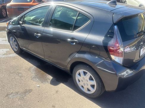 Used 2015 Toyota Prius C Two image 5