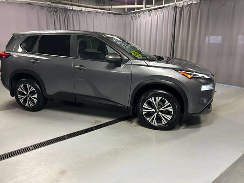 Used 2023 Nissan Rogue SV AWD/4WD image 8