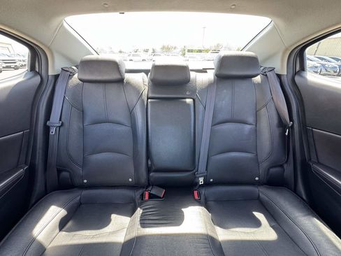 Used 2017 MAZDA MAZDA3 Grand Touring FWD image 31