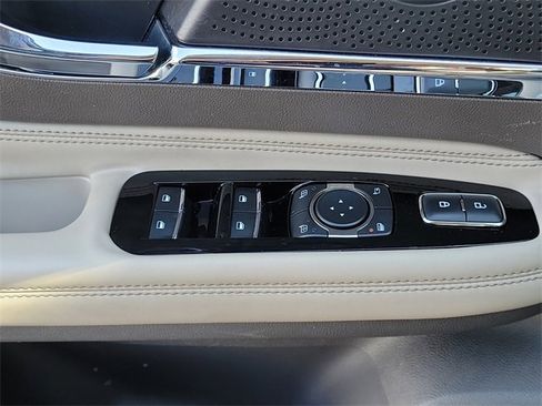 Certified 2023 Lincoln Corsair Reserve image 29