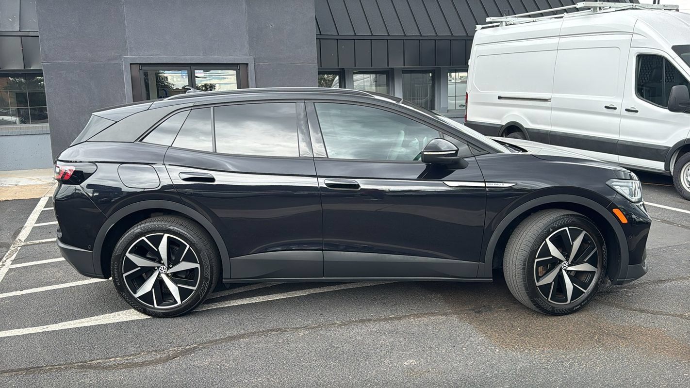 Used 2023 Volkswagen ID.4 Pro S AWD/4WD image 2