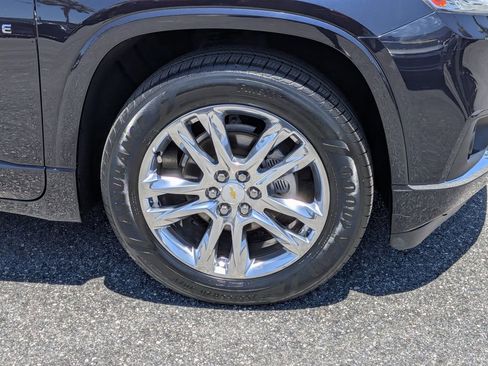 Used 2020 Chevrolet Traverse High Country w/ LPO, Floor Liner Package AWD/4WD image 10