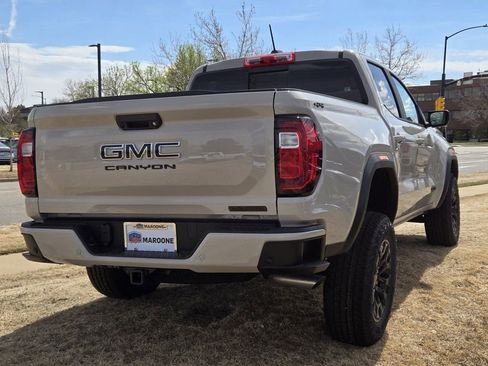 New 2026 GMC Canyon Elevation w/ Convenience Package image 4