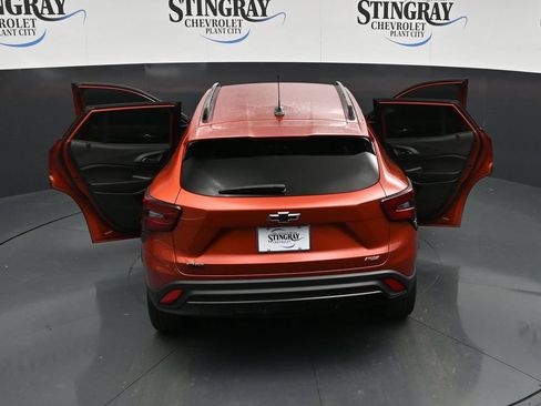 Used 2024 Chevrolet Trax RS w/ Driver Confidence Package FWD image 35
