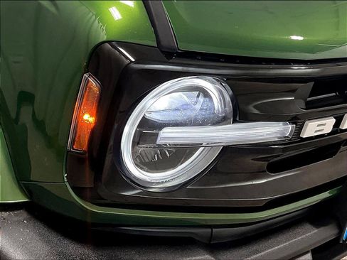 Used 2025 Ford Bronco Outer Banks image 32