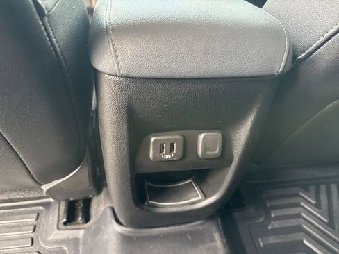 Used 2019 Chevrolet Colorado Z71 image 23