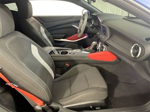 Used 2023 Chevrolet Camaro LT image 25