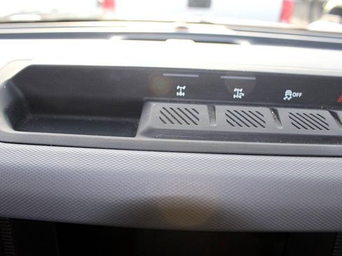 Used 2023 Ford Bronco Black Diamond image 21