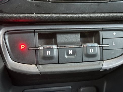 Used 2024 GMC Terrain AT4 w/ LPO, Floor Liner Package AWD/4WD image 33