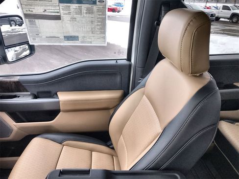 New 2026 Ford F250 Lariat w/ Chrome Package image 23