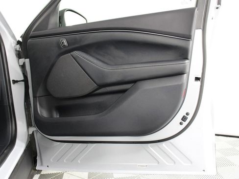 Used 2023 Ford Mustang Mach-E Select image 20
