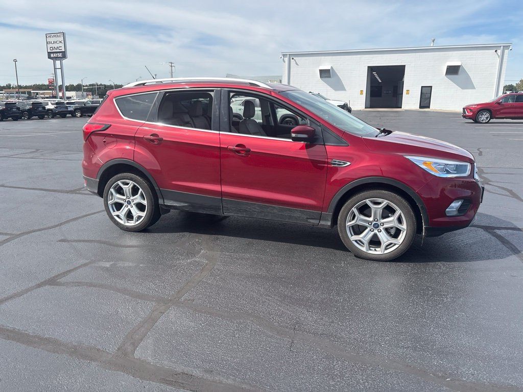 Used 2019 Ford Escape Titanium FWD image 11