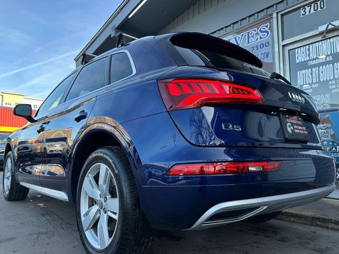 Used 2019 Audi Q5 2.0T Premium w/ Convenience Package image 5