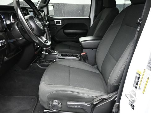 Used 2021 Jeep Gladiator Sport AWD/4WD image 37