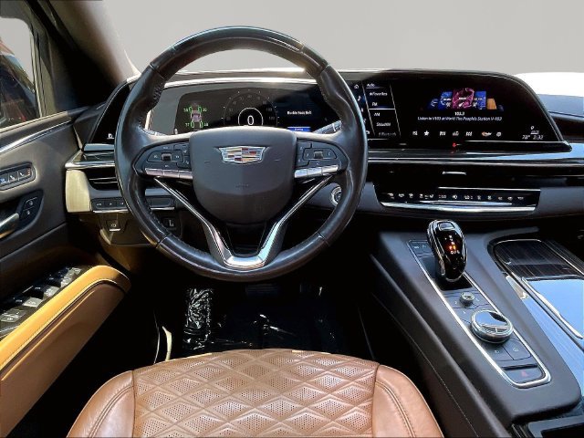 Used 2024 Cadillac Escalade ESV Premium Luxury AWD/4WD image 10