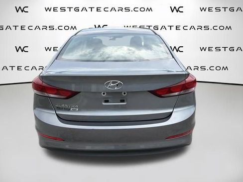 Used 2018 Hyundai Elantra SE FWD image 8
