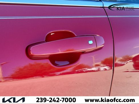 Used 2020 Chevrolet Equinox LT FWD image 8