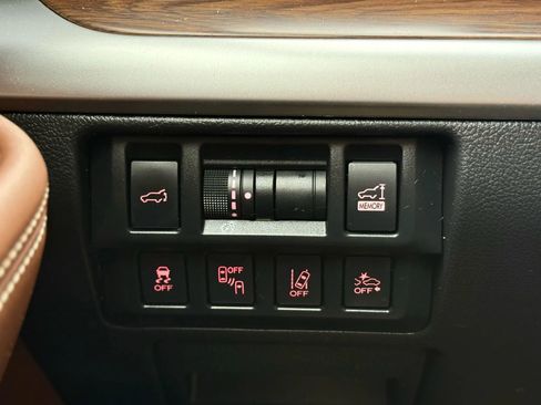 Used 2018 Subaru Outback 3.6R Touring w/ Popular Package #3 image 22