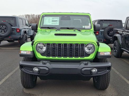 New 2026 Jeep Gladiator Sport image 2