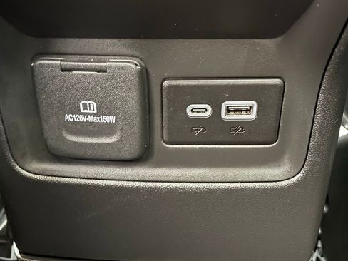 Certified 2023 GMC Acadia Denali AWD/4WD image 31