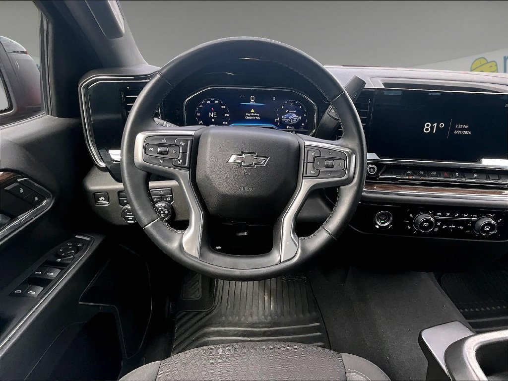 Used 2024 Chevrolet Silverado 1500 RST AWD/4WD image 16