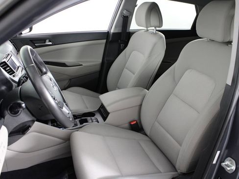 Used 2017 Hyundai Tucson Sport image 19