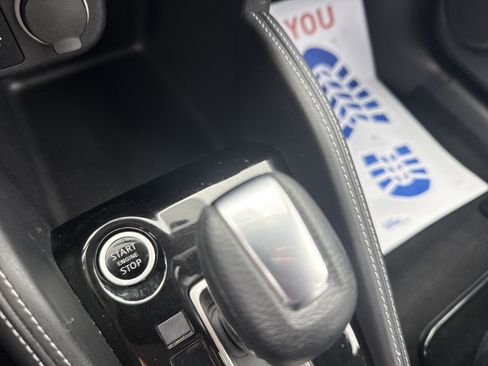 Used 2018 Nissan Kicks SV image 22