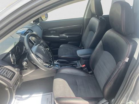 Used 2024 Mitsubishi Outlander Sport ES AWD/4WD image 9