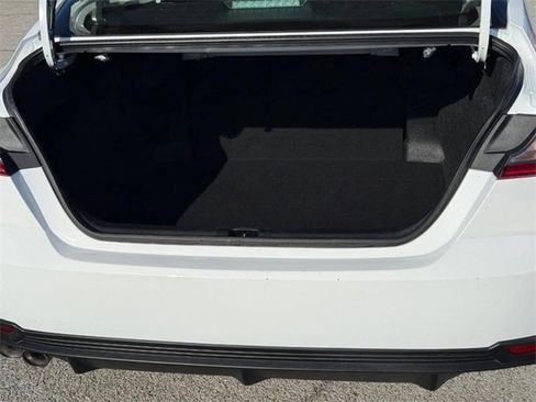 Used 2025 Toyota Camry XSE image 6