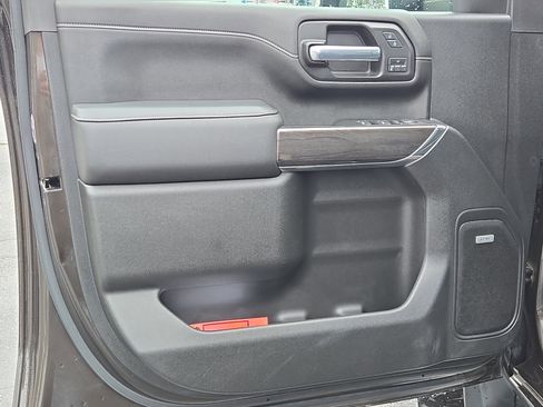 Used 2020 Chevrolet Silverado 2500 LTZ image 14