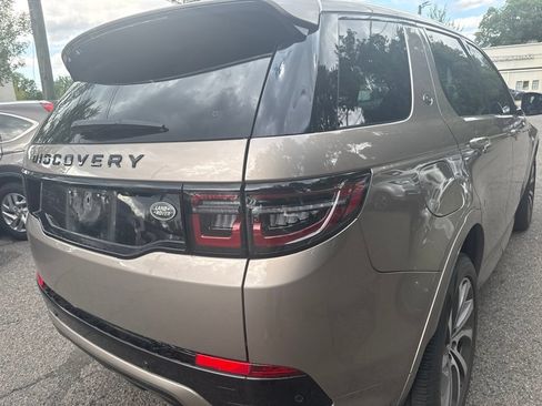 Used 2023 Land Rover Discovery Sport SE R-Dynamic AWD/4WD image 8