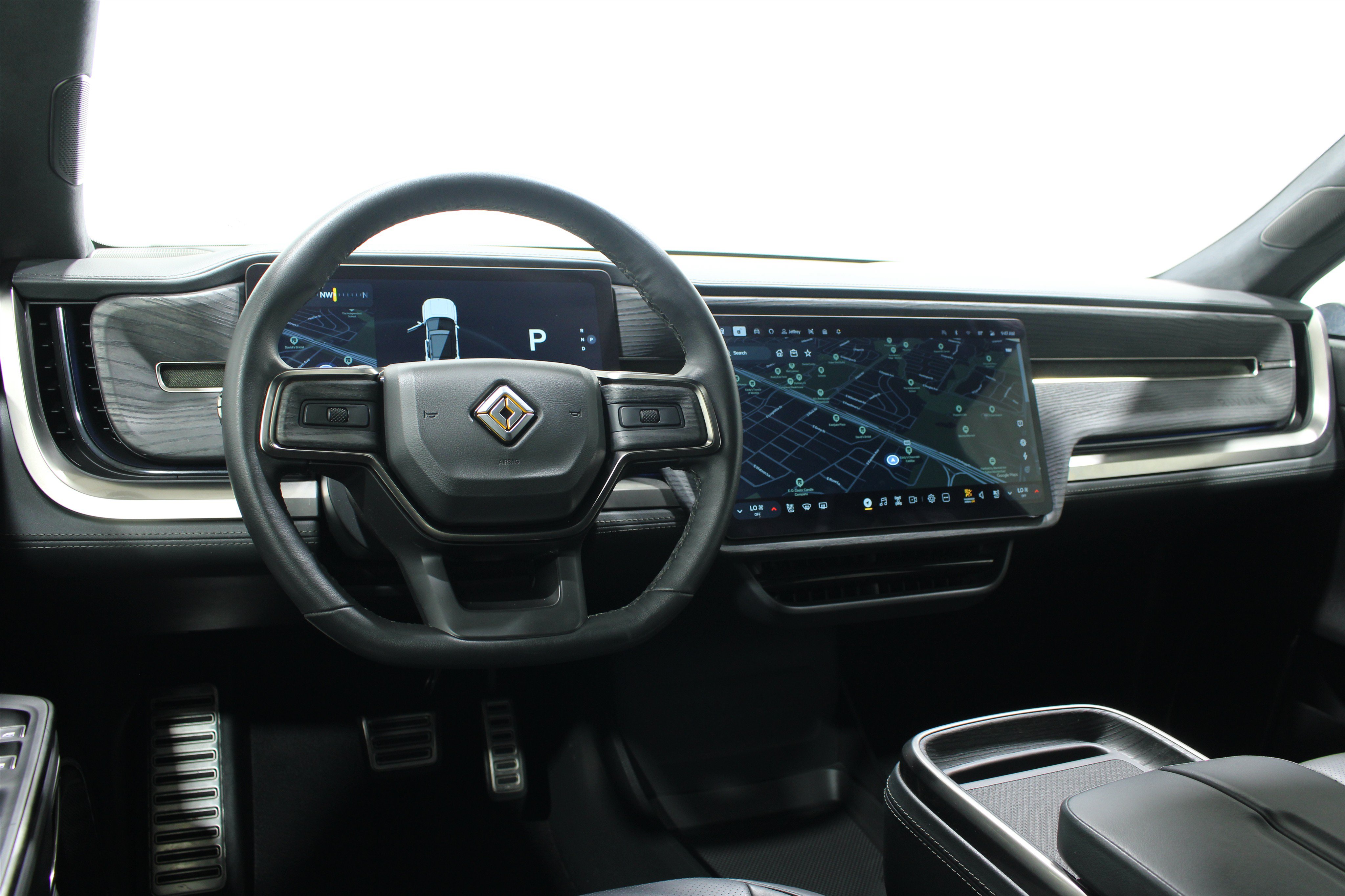 Used 2024 Rivian R1S Adventure Quad AWD/4WD image 2