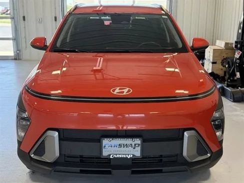 Used 2025 Hyundai Kona SEL AWD/4WD image 7