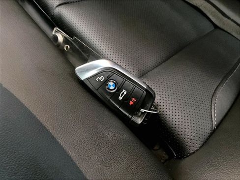 Used 2023 BMW i4 eDrive40 RWD image 13