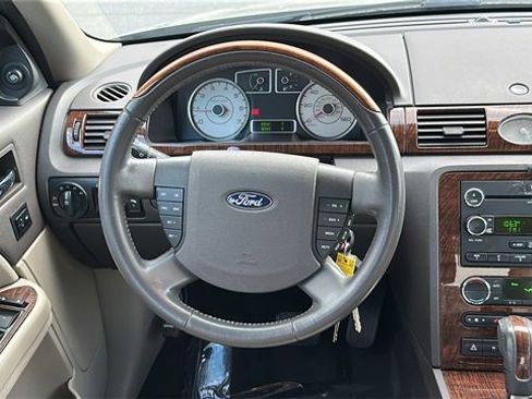 Used 2008 Ford Taurus Limited image 23